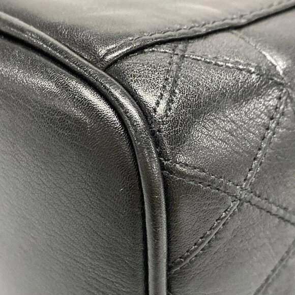 Auth CHANEL Bicolore Black Lambskin Vanity Bag Gold hardware - Picture 4 of 16